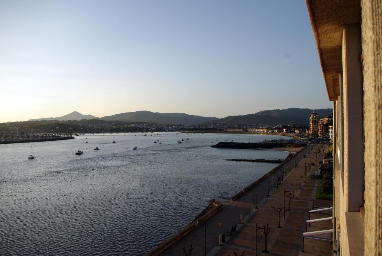 Txingudi By Basquelidays Lägenhet Hondarribia Exteriör bild